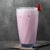 Donux Cafe | Fresh Strawberry Cheesecake